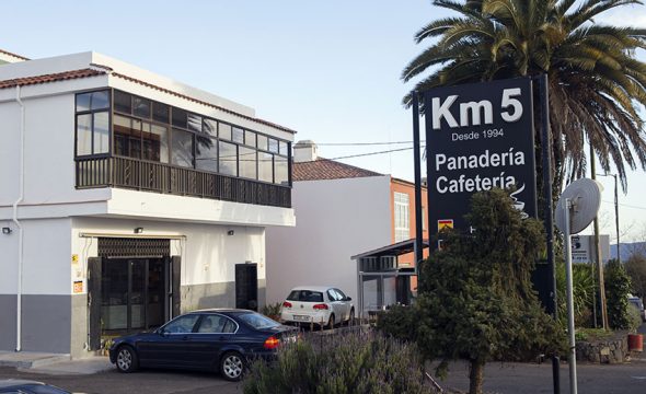 Cafetería Km 5 in Tenerife