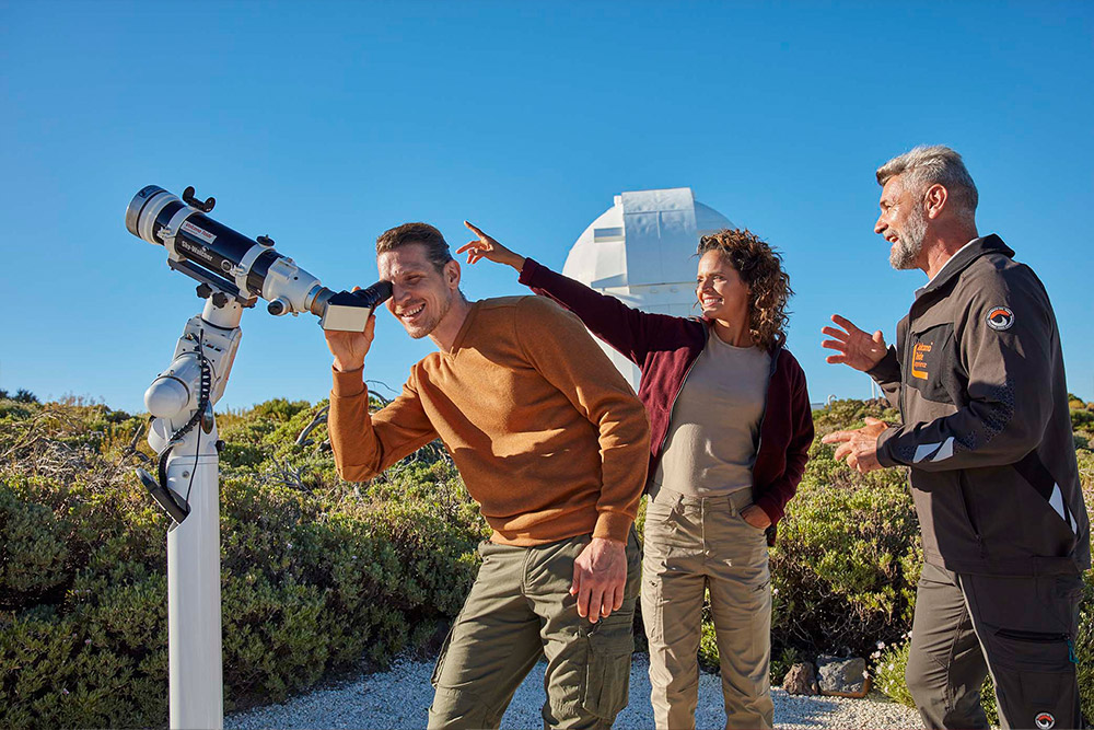 Rodzina w Obserwatorium na Teide
